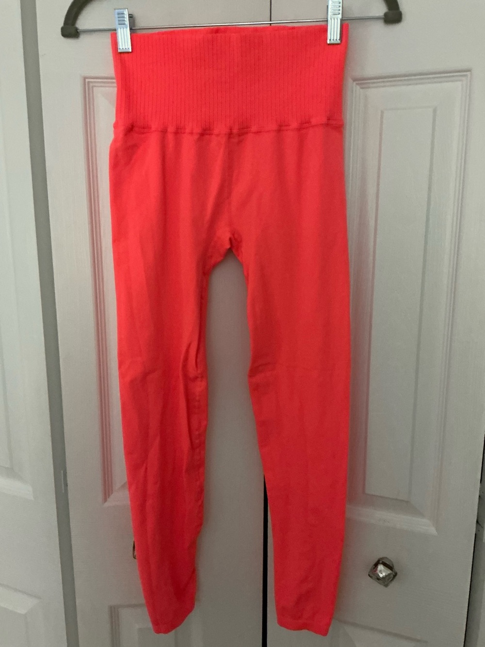 NWOT-FP Movement-High-Rise 7/8 Length Good Karma LeggingsThese